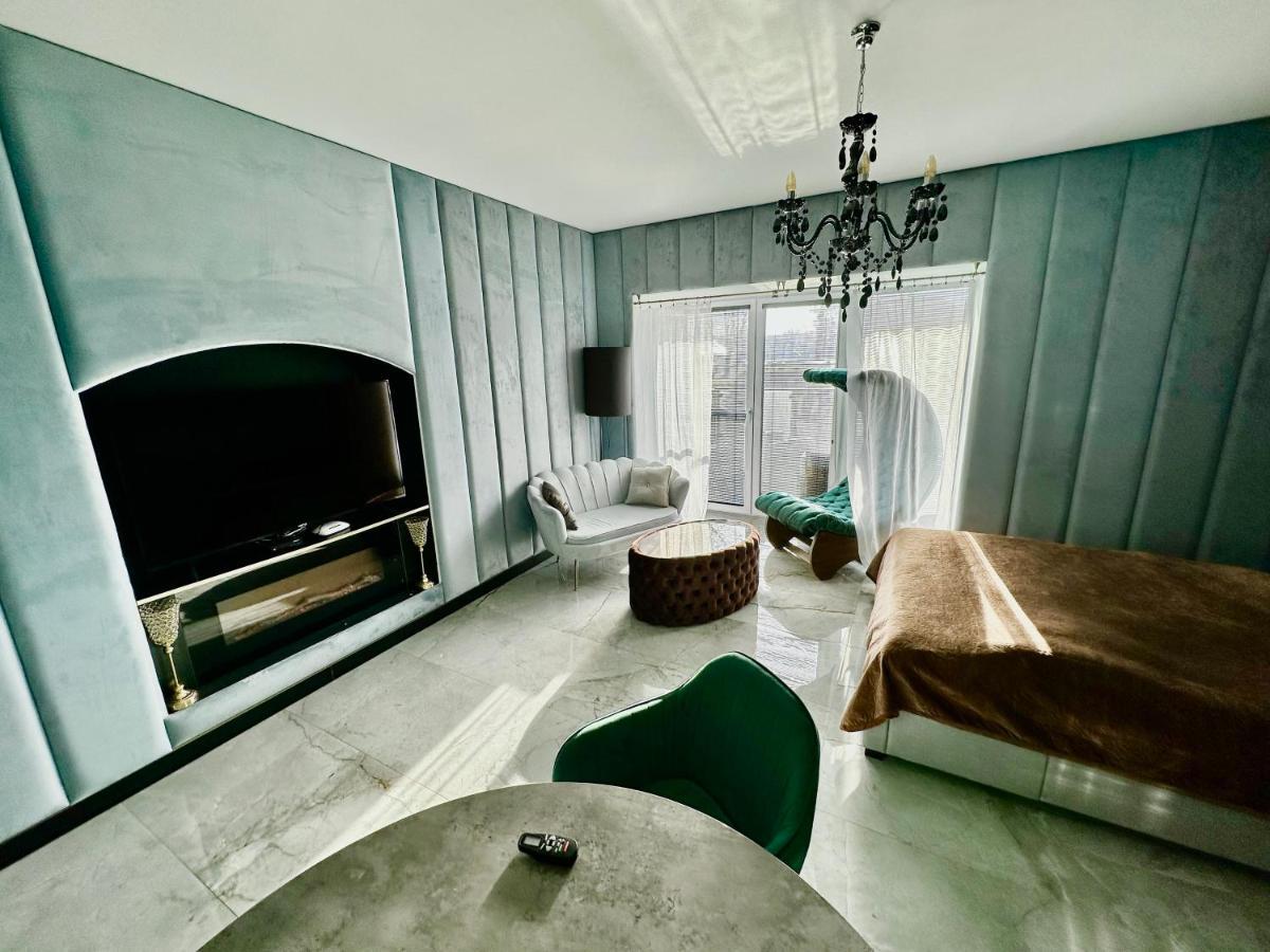 Ap37 Apartment Mlynica Bagian luar foto