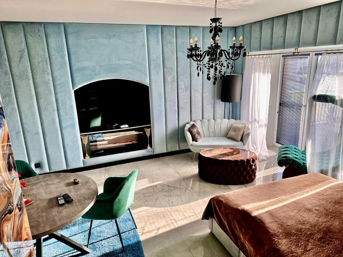 Ap37 Apartment Mlynica Bagian luar foto
