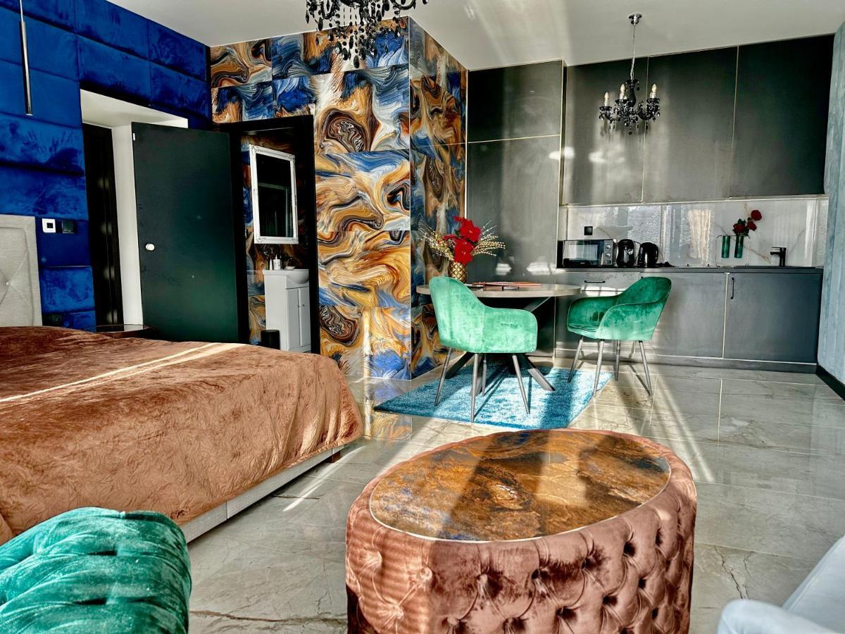 Ap37 Apartment Mlynica Bagian luar foto